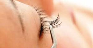 take off eyelash extensions at home