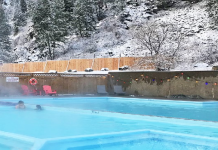 Relaxing Hot Springs around the USA for a Perfect Vacay