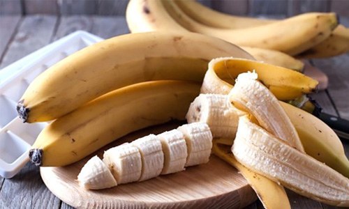 Eat Banana in a Day