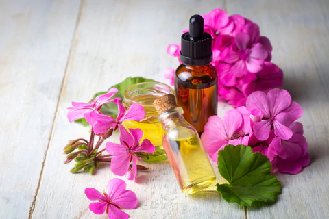 Geranium essential Oil for the skin