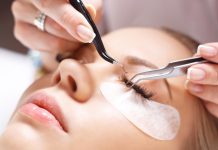 The Advantages of Getting Lash Extensions at a Professional Salon